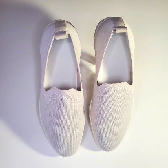 Banana Republic women's Sneaker - Picture 1 of 9